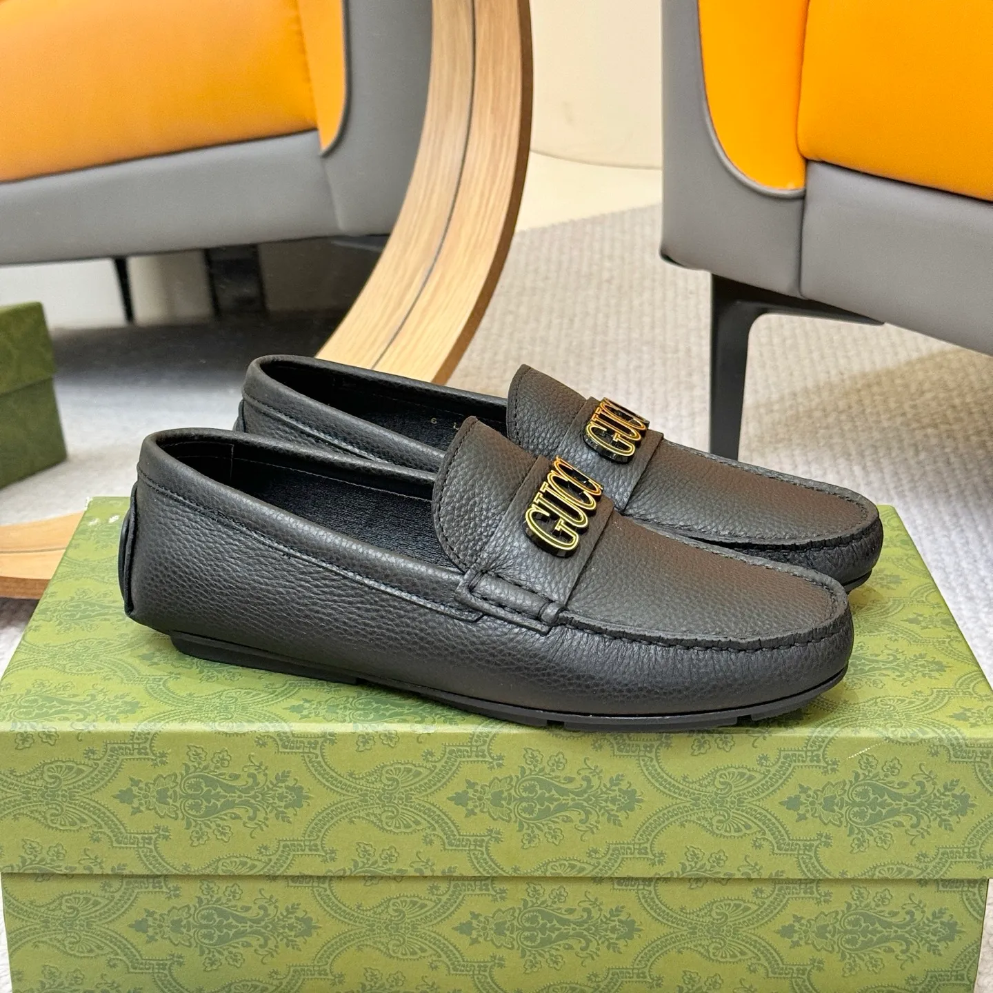 Men's shoes 💰420 (Yangli) Gucci* - the top version of Gucci classic beanie shoes! It is made of imported original cowhide and has a comfortable first layer of sheepskin lining! Original wear-resistant rubber outsole! High quality products! Size 38-46, with shoe dial, cloth bag, card